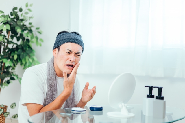 男性の肌のくすみのイメージ画像